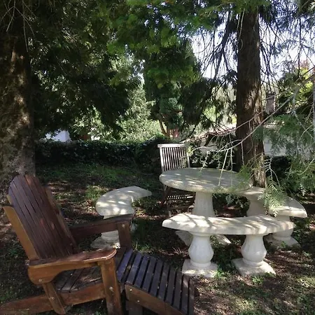Villa Domaine Des Cedres Bussac (Dordogne)